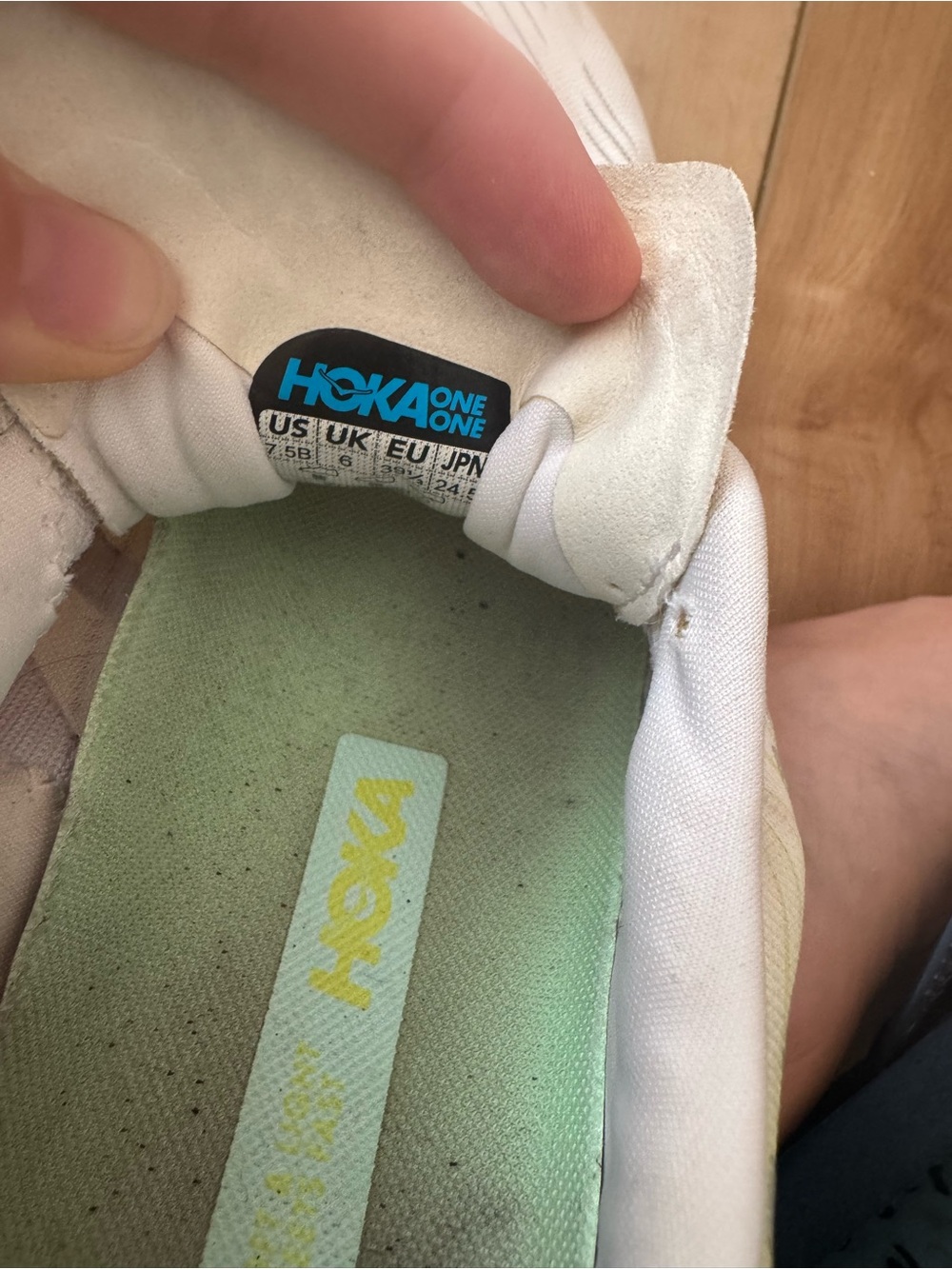 Hoka - Women’s Rincon 3 Running Shoes - Size 7.5 - Picture 7 of 7